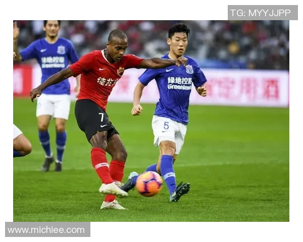 南宁滨江足球队迎战内蒙古草上飞力争主场胜利展现球队风采